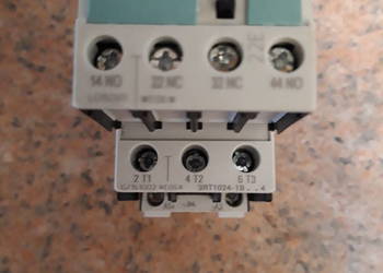 Stycznik Siemens 3RT1024-1BB44