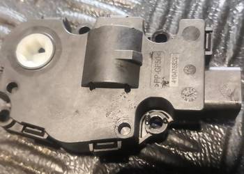 SILNICZEK KLAPKI NAWIEWU 410475520 BMW F20 F30