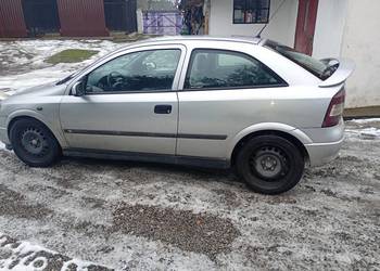 Sprzedam Astrę 1.8 b+g. Wersja Sport.