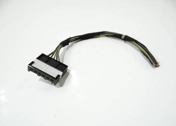 KOSTKA WTYCZKA LAMPY TYŁ BŁOTNIK BMW E91