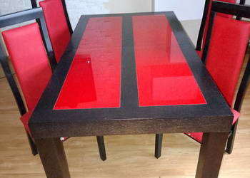 Stół z 4 krzesłami