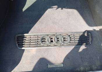 Grill Czarny 8D0 853 651 J Audi A4 B5 (a-9)