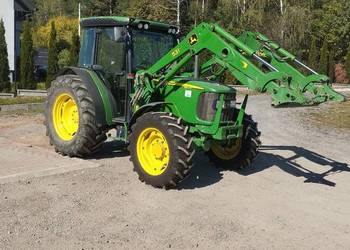 Ciągnik John Deere 5515 z turem cały mechaniczny