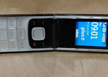 NOKIA 2720 Fold RM-519 + ładowarka bez simlock klapka