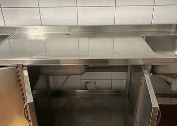 Blat i szafki ze stali nierdzewnej
