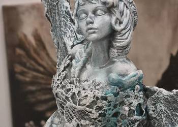 Anioł w szarości, srebrze i turkusach. Anioł w szarości, srebrze i turkusach.