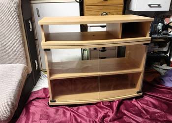 Szafka RTV z Regulowanym Blatem