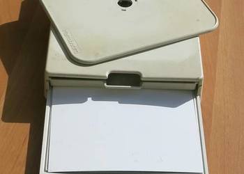 Podstawka pod stacjonarny aparat telefoniczny, obrotowy blat