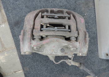 ZACISK HAMULCOWY PRAWY PRZÓD VW T4 2,4D