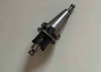 Trzpień frezarski uniwersalny BT40 fi 22 55 mm