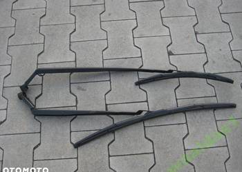TOYOTA AURIS LIFT 10-12r RAMIONA WYCIERACZEK PRZÓD europa