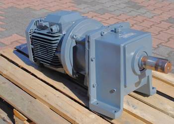 Motoreduktor 5,5kw. 118obr./min.. ABB