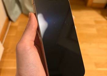 Iphone 16 pro stan idealny