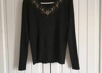 Mięciutki, elegancki sweter z różami i koralikami - vintage retro