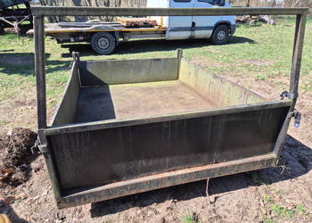 Paka, zabudowa burtowa przyczepy rolniczej / samochodu dostawczego