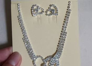 Komplet biżuterii z cyrkoniami