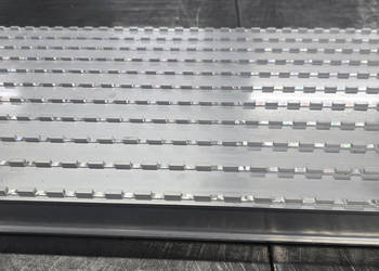 Panel aluminiowy frezowany 2000x340x40mm Najazd Trap Deska frezowana