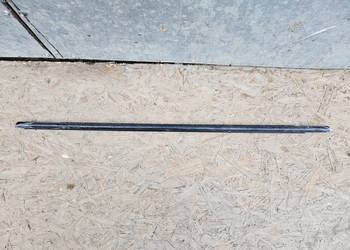 SEAT ATECA LISTWA ZGARNIAJACA DRZWI PRAWA TYŁ 575839476