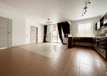 Ogród 90 m² | 3 Pokoje | Garaż | Komórka | 2007 r.