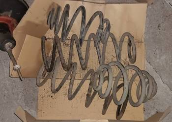 Opel Corsa 1998 sprężyny zawieszenia