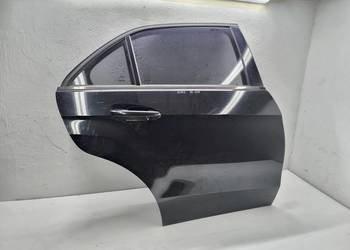 DRZWI PRAWY TYŁ E-KLASA W212 SEDAN