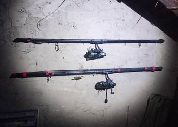 Wędki osobno lub razem zestaw posiada już nawinięta żyłkę