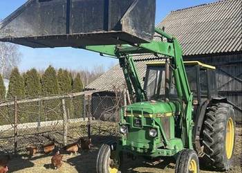 John Deere 2040 z ładowaczem czołowym