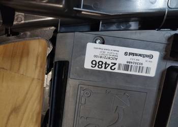 Panel front radia Navi650 Navi950 Opel Mokka ładny stan 9535