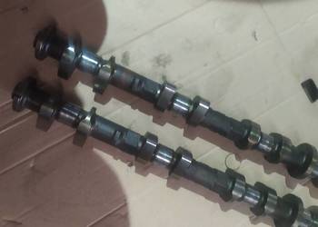 Nissan Murano Z50 3,5 V6 wałek rorządu 2 szt. kpl