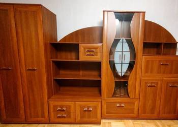 Meblościanka z szafą + komoda