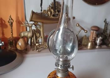 Naftowa lampa z czasów PRL.