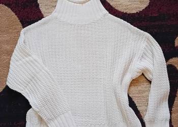 Sweter z golfem oversize