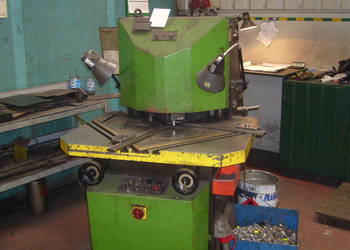 Wycinarka narożna zmiennokątowa FIM Versa 206