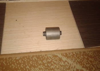 Tico Tuleja metalowo-gumowa wahacza tylnego przednia