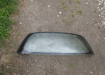 Szyba tylna tył klapy tylnej Toyota Yaris 99-06