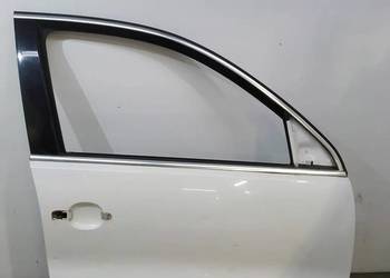 DRZWI PRAWE PRZÓD BIAŁE LEKKO USZKODZONE  VW Volkswagen Tiguan I