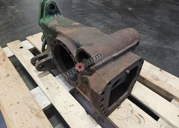 Obudowa mostu przedniego John Derre 6820, 6810