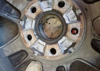 Witam.sprzedam felgi z oponami