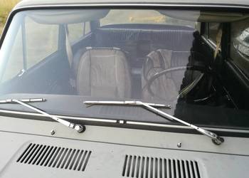 Szyba Czolowa + Uszczelka listwa fiat 1300/1500 72r