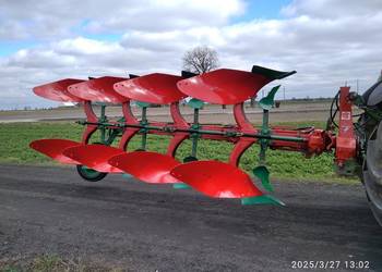 Pług obrotowy kverneland EG 100 siłownik liniowania