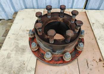 Claas Axion 840 C-Matic A31 13r Piasta koła tył