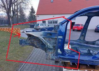 Mercedes EQC 400 W293 ĆWIARTKA PODŁUŹNICA LEWY PRZÓD