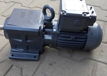 Motoreduktor  0,12 kW/26,5 obr