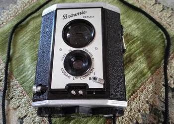 Dwa Zabytkowe Aparaty Kodak i Beirette Vintage