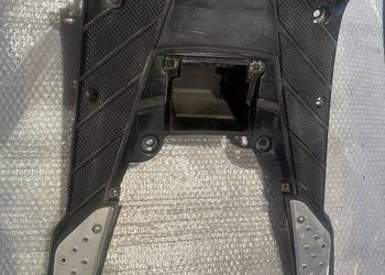 Podłoga Yamaha Zuma YW50 Osłona Dolna Mocowanie Plastik V135 Podłoga Yamaha Zuma YW50 Osłona Dolna Mocowanie Plastik V135