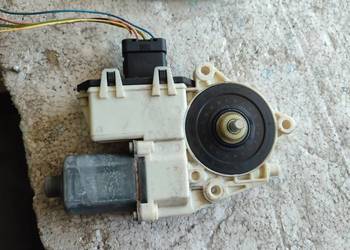 Silnik mechanizmu szyby tył Citroen C4