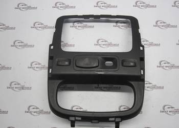 DACIA DUSTER I 13r ramka osłona radia 682604477R 682609977R