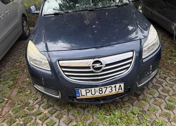 Opel Insignia 1.6 benzyna, 2010 – uszkodzona