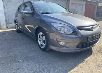 2012*Lift*1.4*EDITION 20*Podg.fotele*Klima*