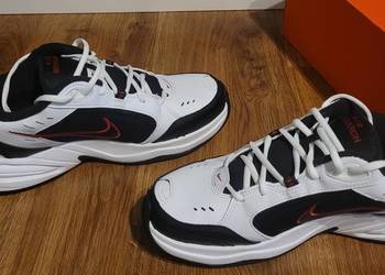 Buty NIKE Monarch IV